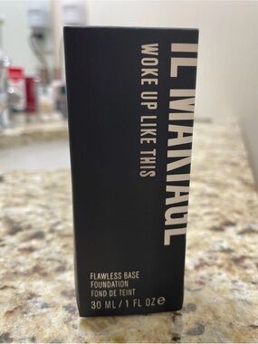 New IL MAKIAGE Flawless Base Foundation - Factory sealed shade 105